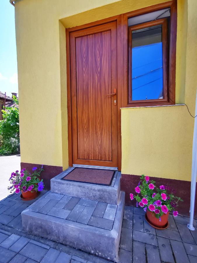 1 For Rent Hotel Cluj-Napoca Exterior photo
